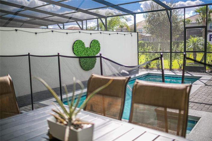 Image No.4-5 Bed Townhouse for sale