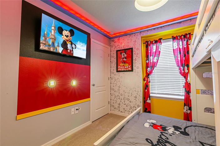 Image No.51-5 Bed Townhouse for sale