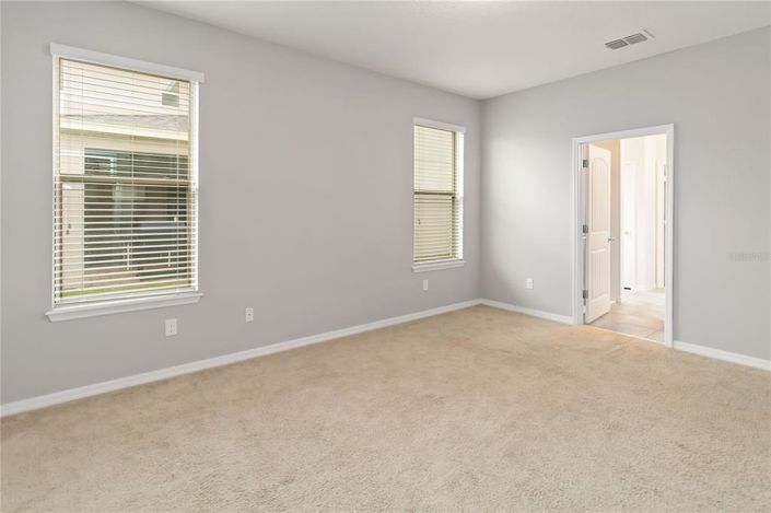 Image No.11-3 Bed House for sale