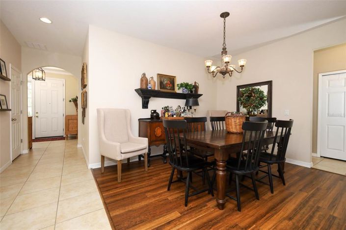 Image No.10-4 Bed House for sale