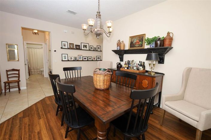 Image No.11-4 Bed House for sale