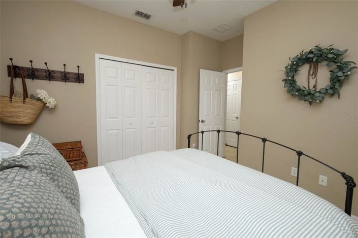 Image No.13-4 Bed House for sale