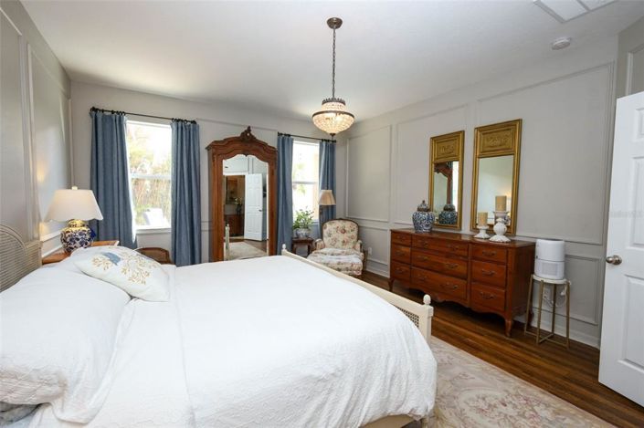 Image No.29-4 Bed House for sale