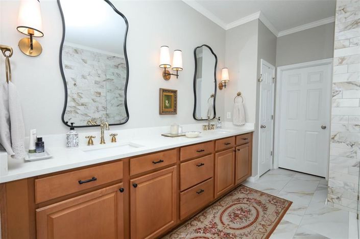 Image No.34-4 Bed House for sale