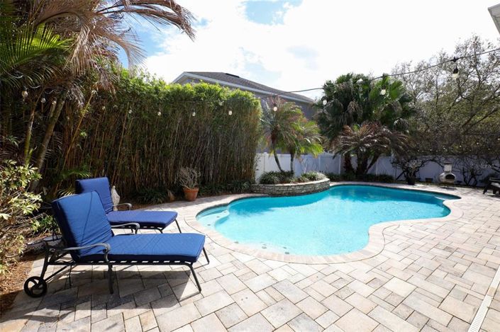 Image No.44-4 Bed House for sale