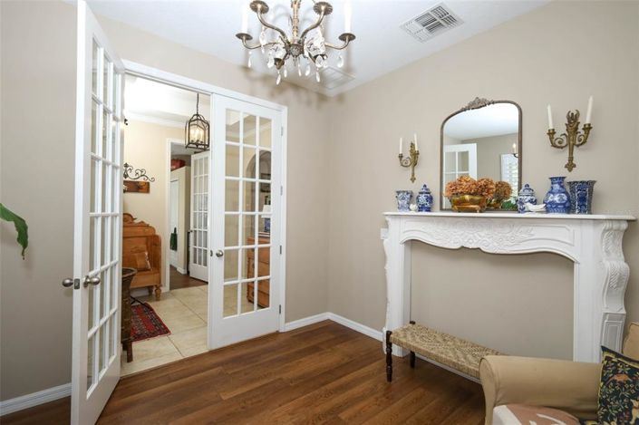 Image No.6-4 Bed House for sale