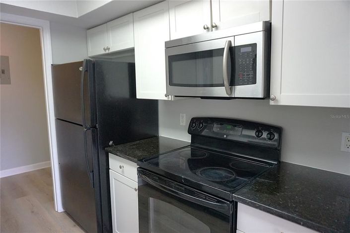 Image No.11-3 Bed Apartment for sale