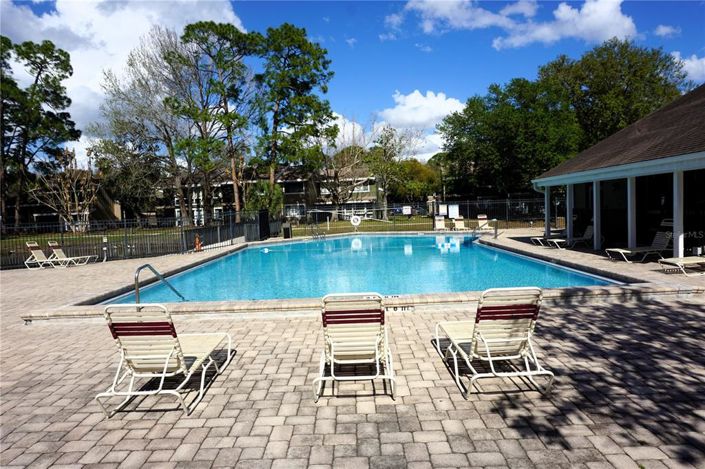 Image No.20-3 Bed Apartment for sale