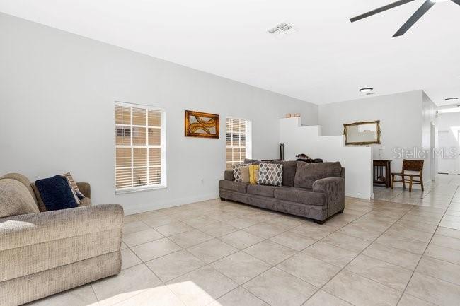 Image No.12-3 Bed Townhouse for sale