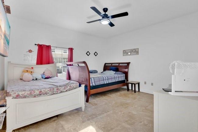 Image No.20-3 Bed Townhouse for sale