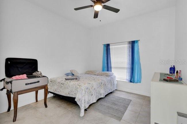 Image No.24-3 Bed Townhouse for sale