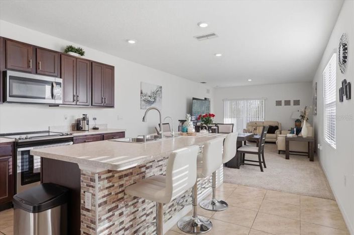 Image No.11-3 Bed House for sale