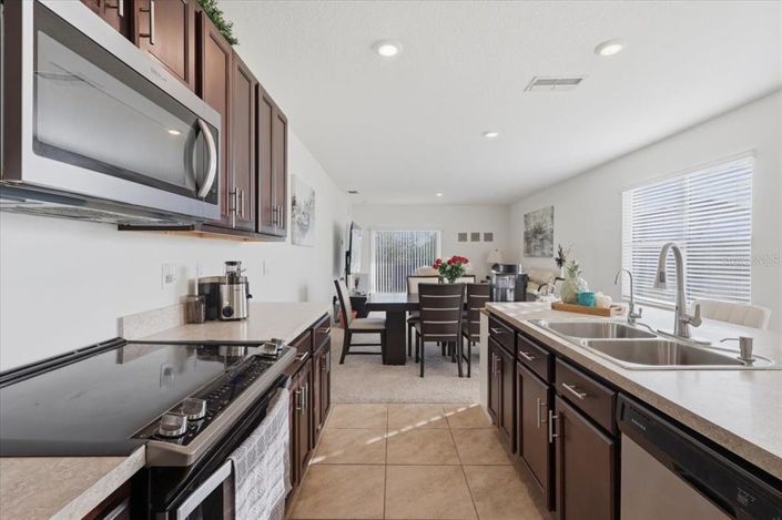 Image No.12-3 Bed House for sale