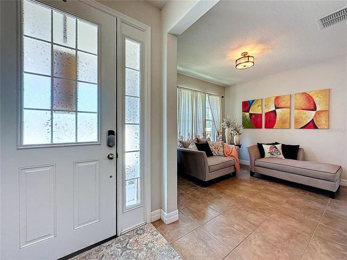 Image No.11-3 Bed House for sale