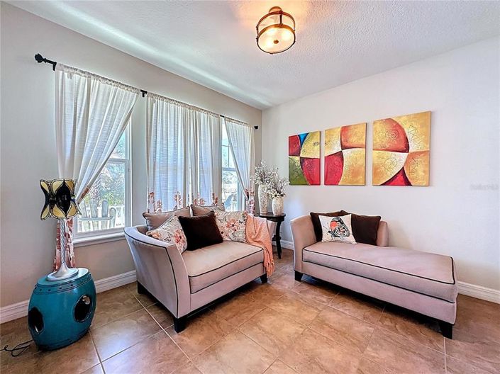 Image No.12-3 Bed House for sale