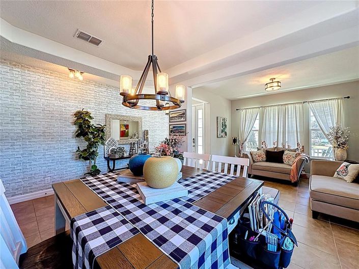 Image No.18-3 Bed House for sale