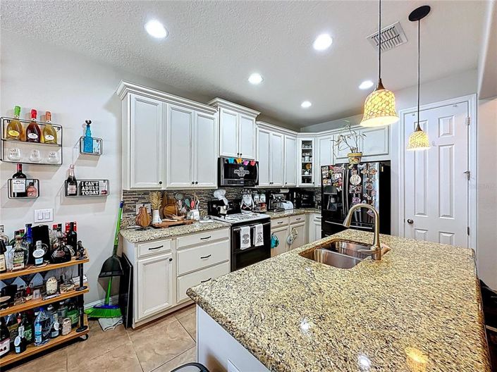 Image No.26-3 Bed House for sale