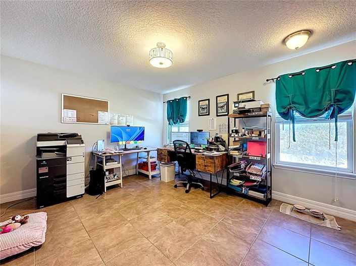 Image No.37-3 Bed House for sale