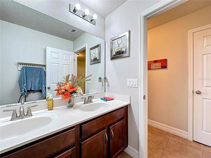 Image No.47-3 Bed House for sale