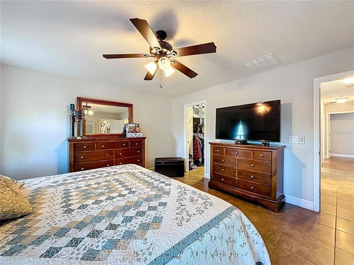 Image No.52-3 Bed House for sale