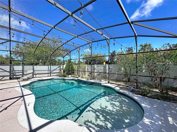 Image No.8-3 Bed House for sale