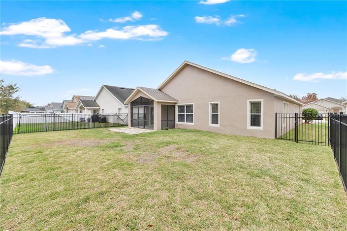 Image No.17-3 Bed House for sale