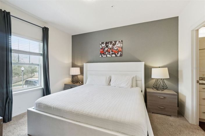 Image No.16-4 Bed Townhouse for sale