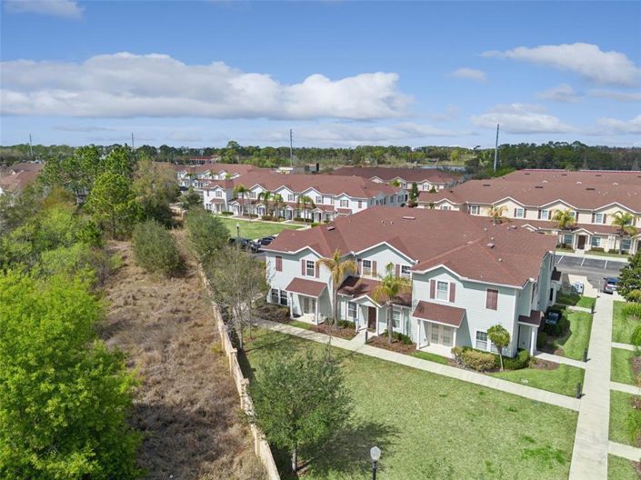 Image No.28-4 Bed Townhouse for sale