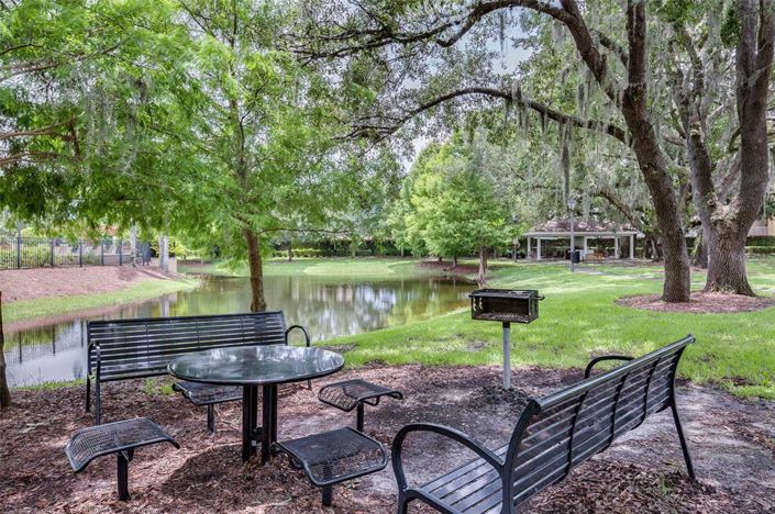 Image No.50-4 Bed Townhouse for sale