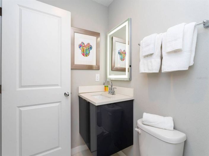 Image No.27-4 Bed Townhouse for sale