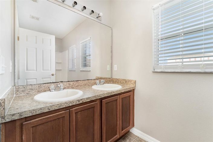 Image No.9-Maison de 3 chambres à vendre à Saint John