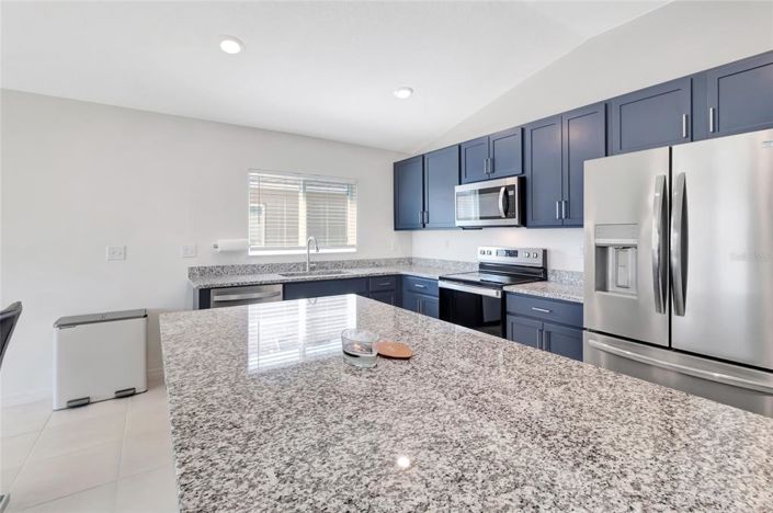 Image No.11-3 Bed House for sale