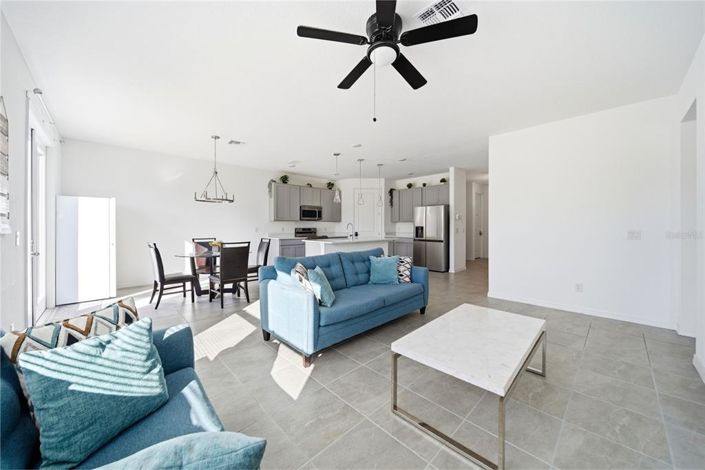 Image No.3-Maison de 5 chambres à vendre à Saint John