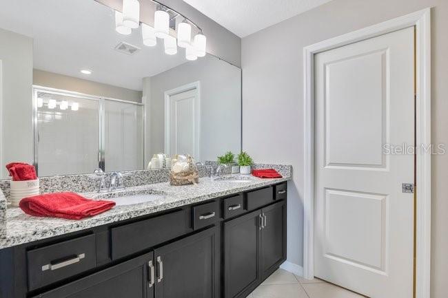 Image No.18-3 Bed Townhouse for sale