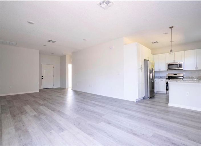 Image No.17-3 Bed House for sale