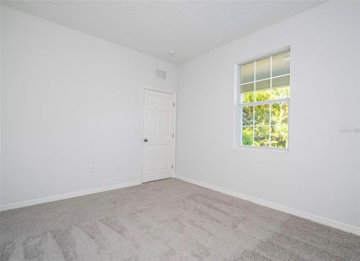 Image No.21-3 Bed House for sale