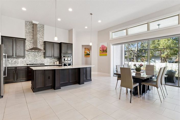 Image No.14-4 Bed House for sale