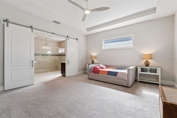 Image No.21-4 Bed House for sale