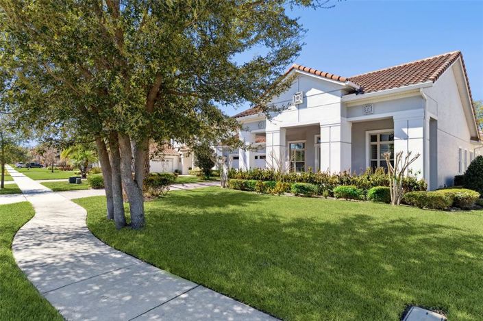 Image No.3-4 Bed House for sale