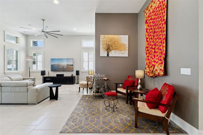 Image No.9-4 Bed House for sale