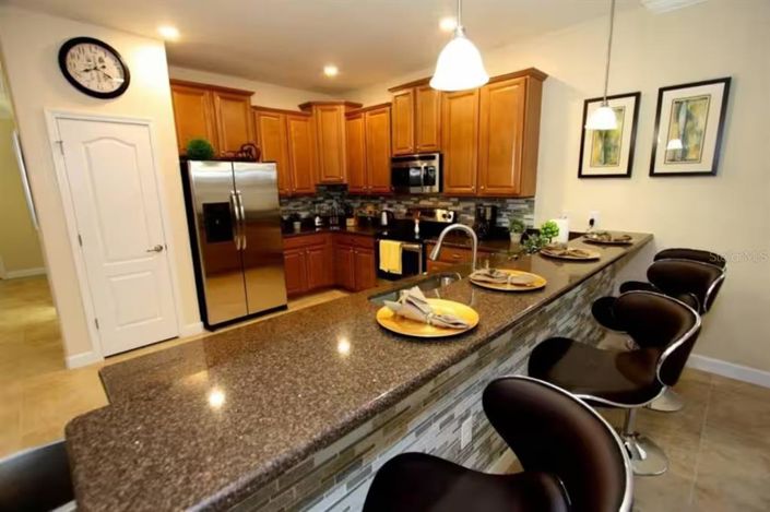 Image No.15-9 Bed House for sale