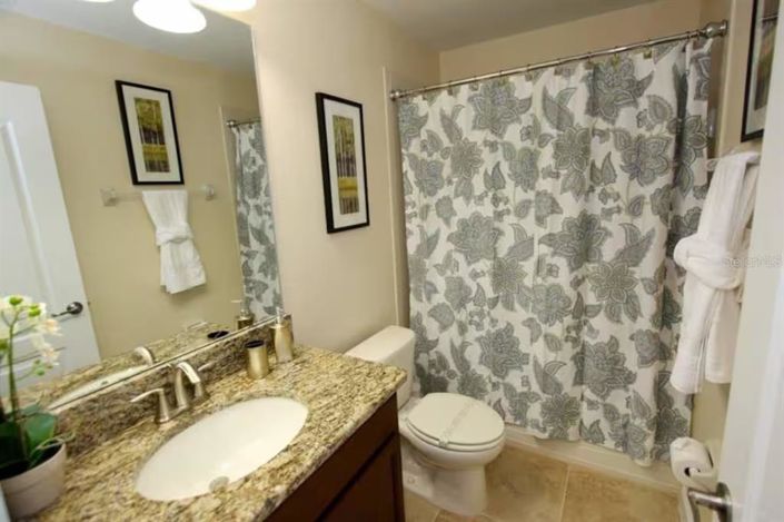 Image No.24-9 Bed House for sale