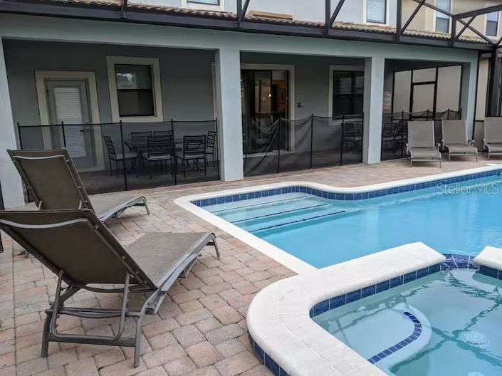 Image No.34-9 Bed House for sale