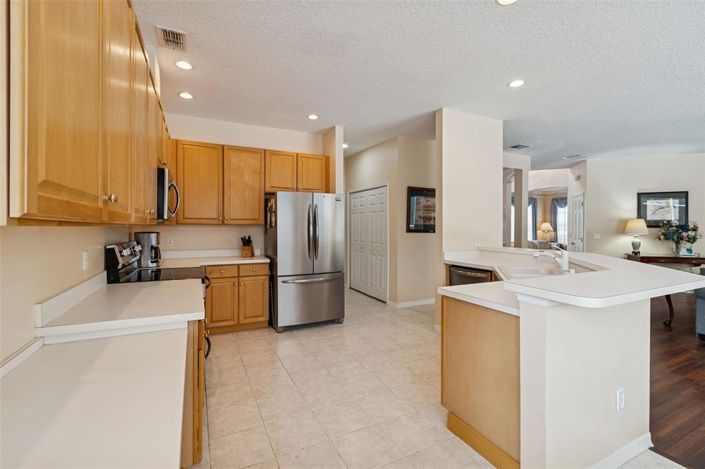 Image No.14-5 Bed House for sale