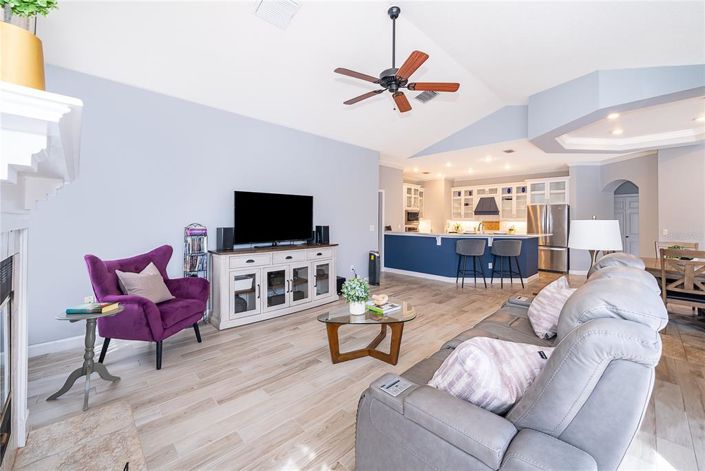 Image No.12-4 Bed House for sale