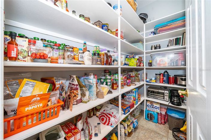 Image No.16-4 Bed House for sale