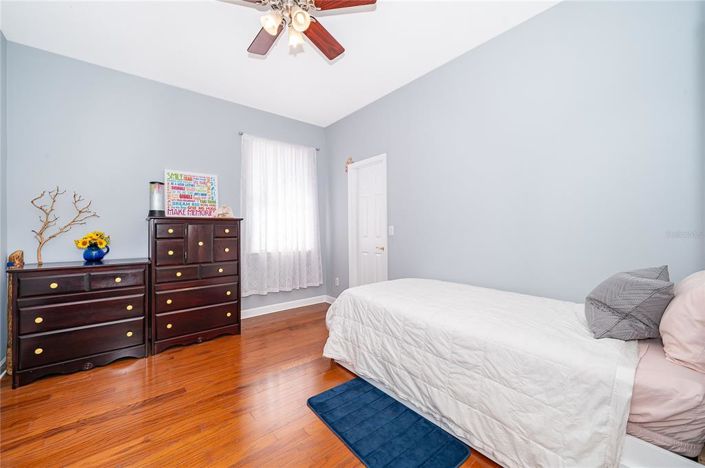 Image No.29-4 Bed House for sale