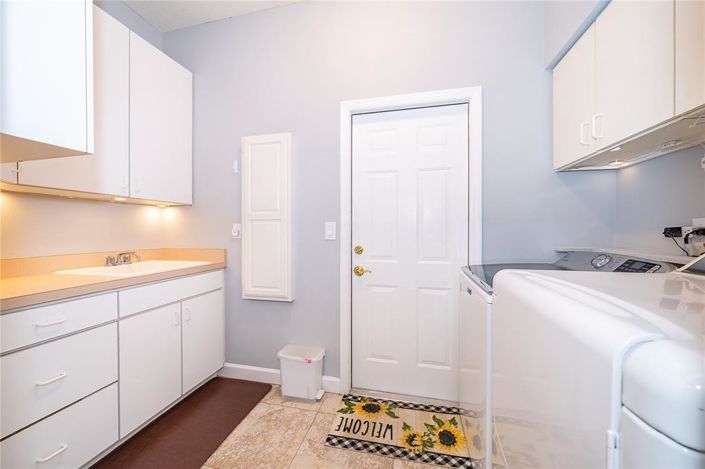 Image No.30-4 Bed House for sale