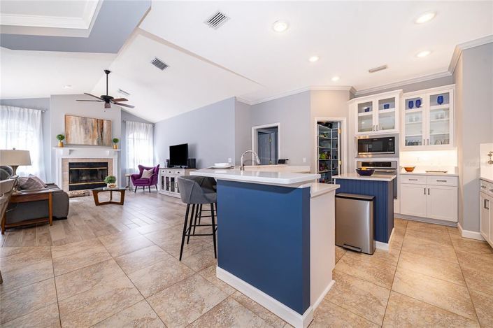 Image No.6-4 Bed House for sale