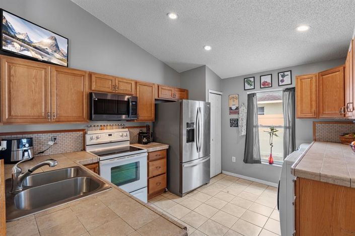 Image No.5-3 Bed House for sale